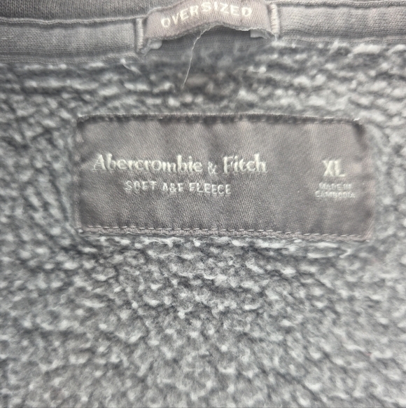 Abercrombie & Fitch Gray Half-Zip Pullover Sweater - Picture 3 of 6